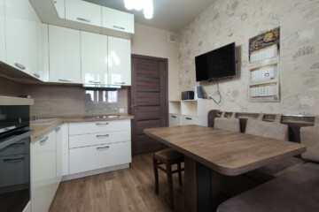 2-к квартира, 56 м², 9/9 эт.